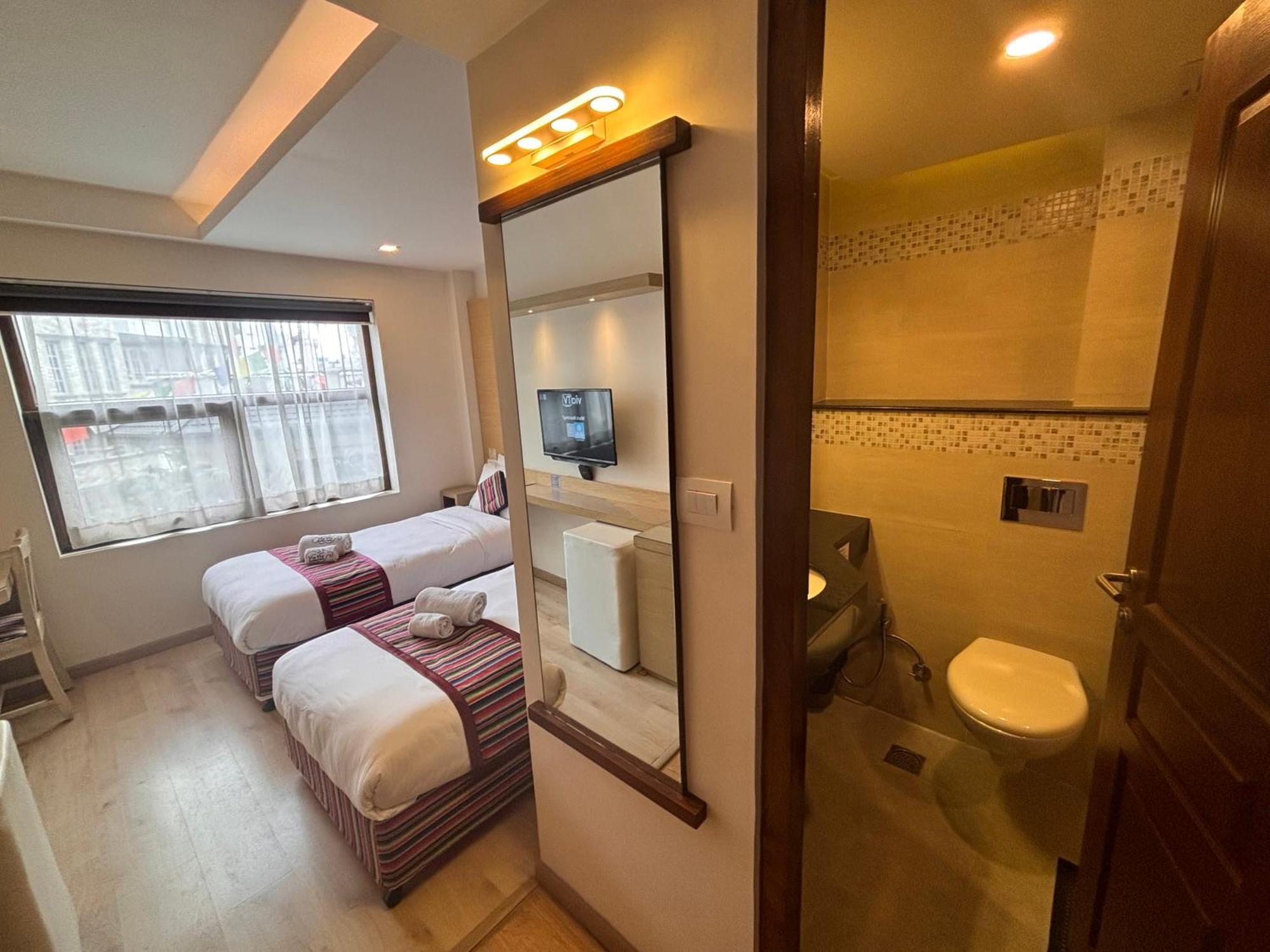 Viavia Boutique Hotel - Kathmandu Exteriör bild